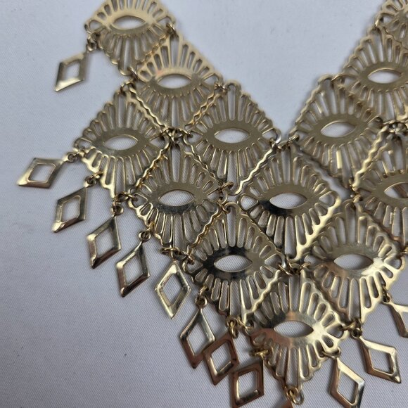 Vintage Sarah Coventry "Mandarin Magic" Gold Tone Bib Necklace Egyptian Style - Picture 4 of 11